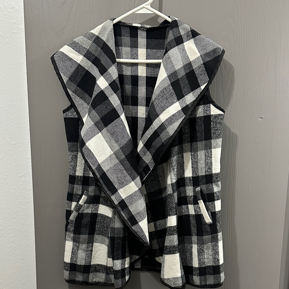 Plaid Sleeveless Vest With Pockets